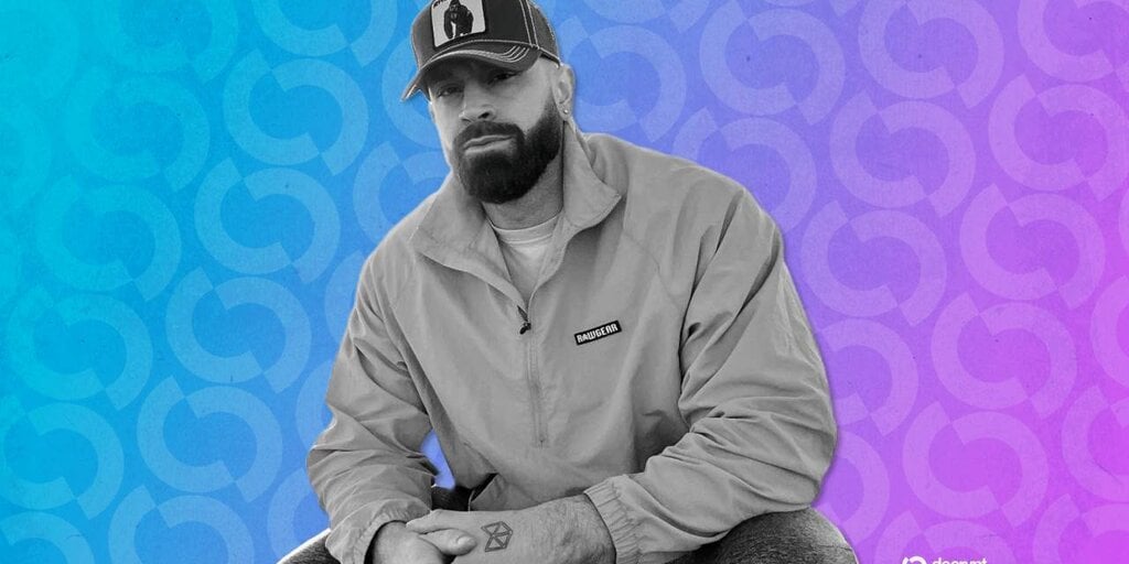 Streameris užklupo sporto salės influencer Bradley Martyn, siurbdamas „Solana“ žetoną