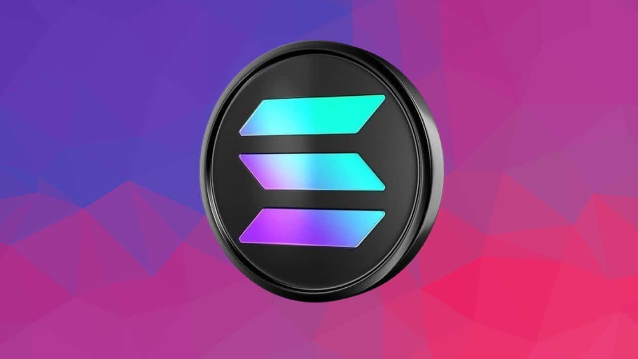 „Solana“ kaina smunka, kol naudojimo pakilimai: kas iš tikrųjų vyksta?